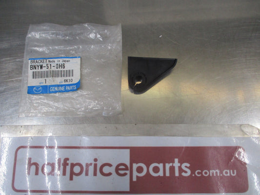 Mazda 3 Sedan Genuine Right Hand Head Light Inner Repair Bracket New Part