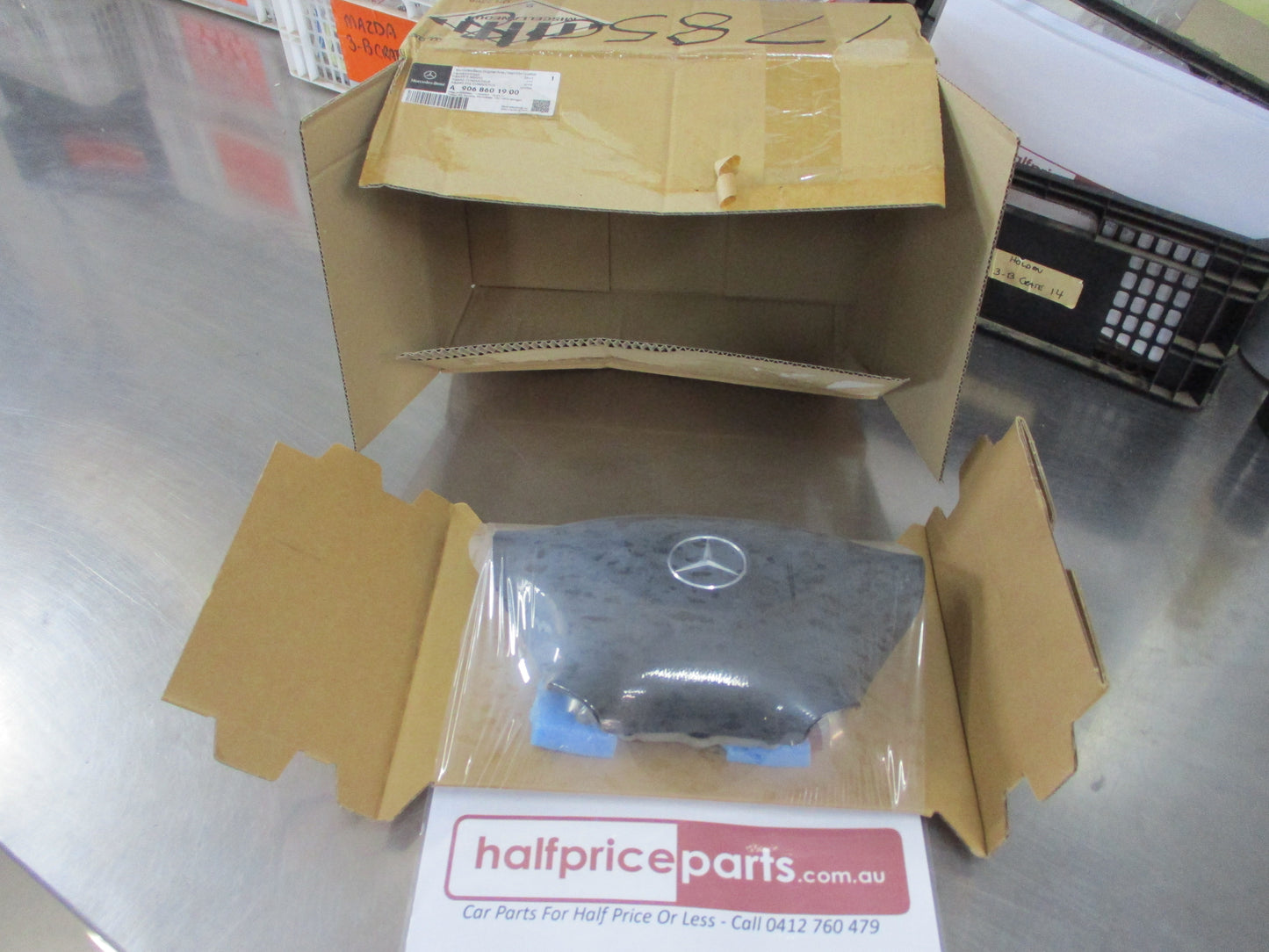 Mercedes Benz Sprinter 2500/3500 Gernuine Drivers Steering Wheel Air Bag New Part