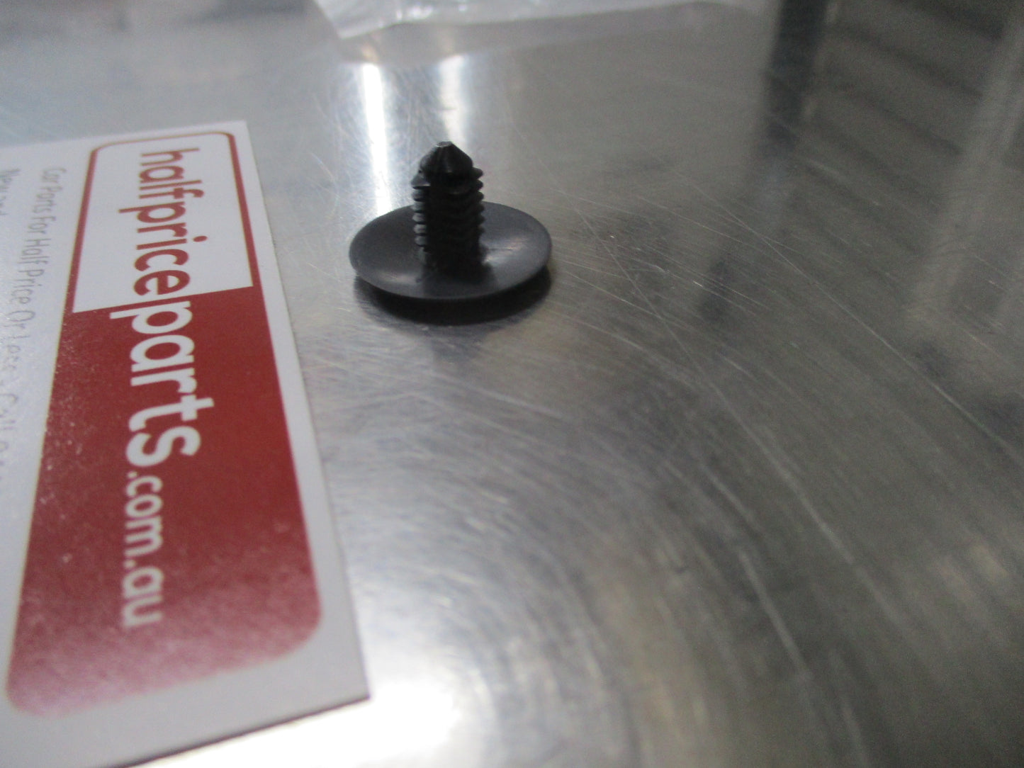 Mazda Various Models Genuine Bonnet Insulation Retainer (Single) New Part