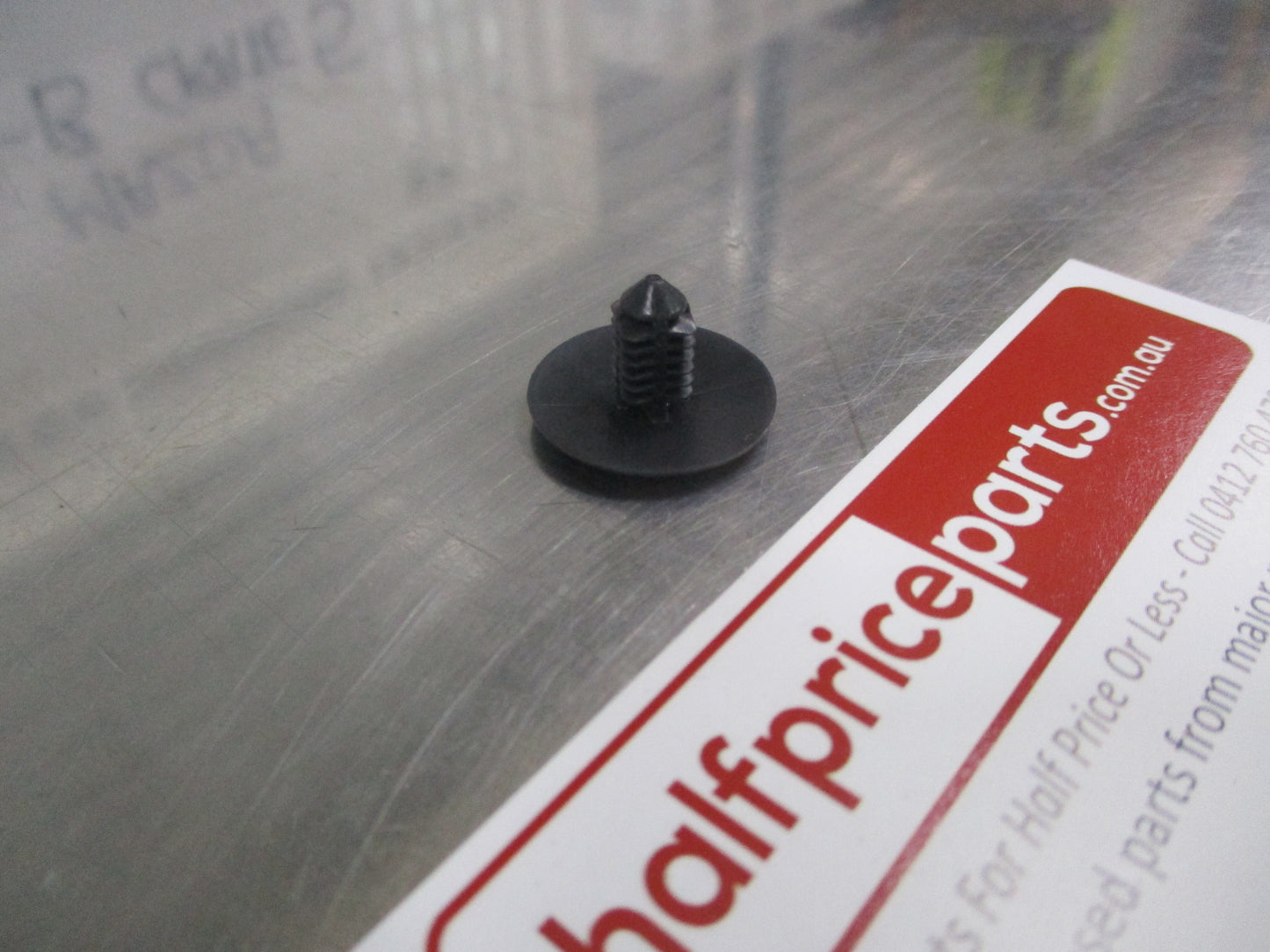 Mazda Various Models Genuine Bonnet Insulation Retainer (Single) New Part