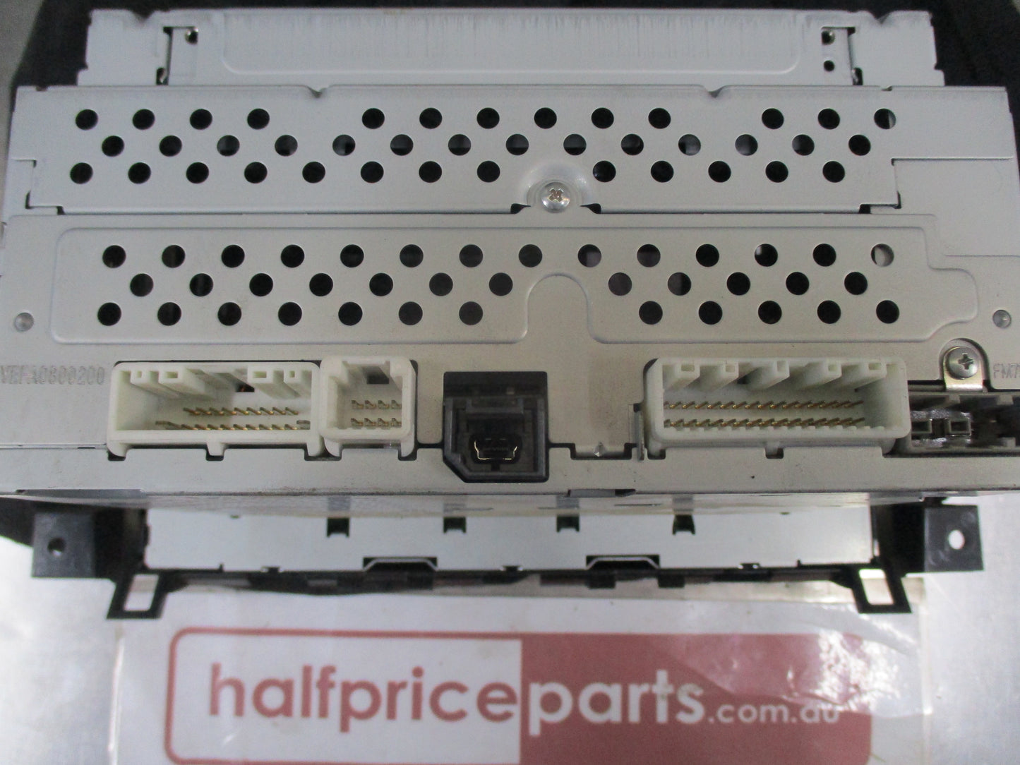 Nissan Navara ST-SL D23 Genuine Head Unit New Part