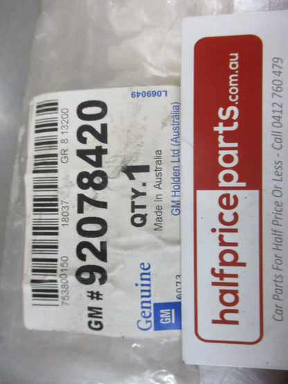 Holden VT Commodore Genuine Right Hand Front Guard Side Moulding New Part