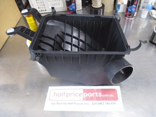 Ford Falcon BA/BF/Ford SX/SY Territory Genuine Lower Half Of The Air Cleaner Box New Part