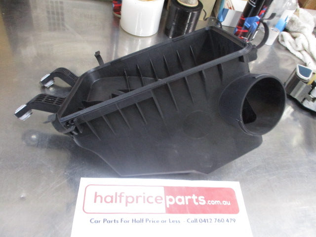 Ford Falcon BA/BF/Ford SX/SY Territory Genuine Lower Half Of The Air Cleaner Box New Part