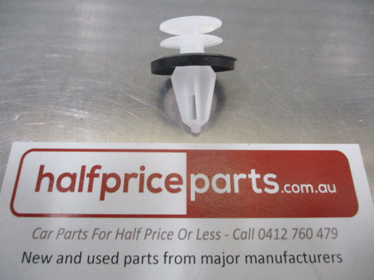Mazda BT-50/Ford PX Ranger Genuine Door Trim Clip New Part