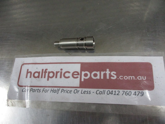 Holden Jackaroo Genuine Sleeve Nozzle Holder New Part