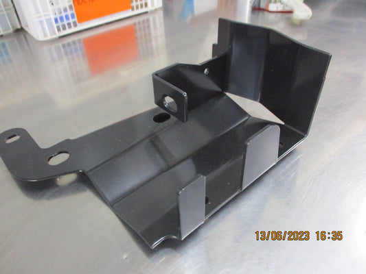 Nissan Y61 Patrol Genuine Left Hand Front Bull Bar Mount New Part