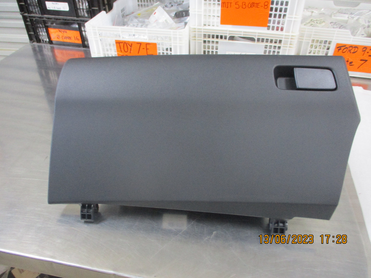 Honda Civic Type-R FK8 Genuine Glove Box Assembly New Part