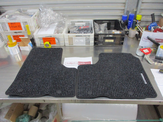Mitsubishi SN Express Van Genuine Front Carpet Mat Set New Part