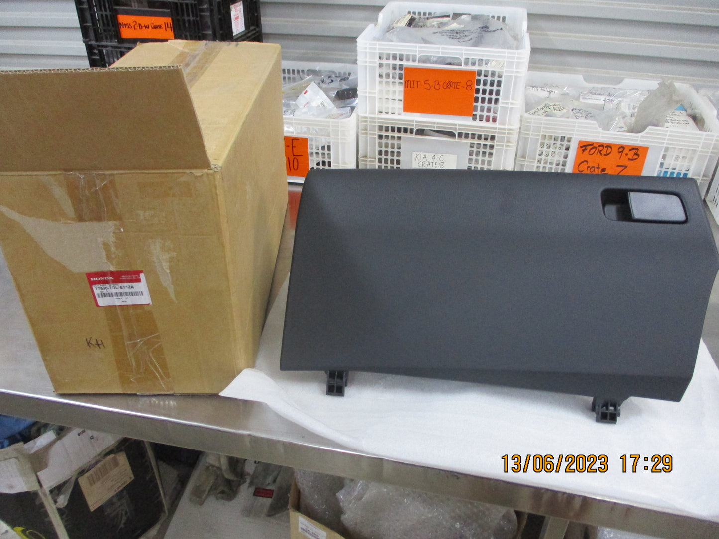 Honda Civic Type-R FK8 Genuine Glove Box Assembly New Part
