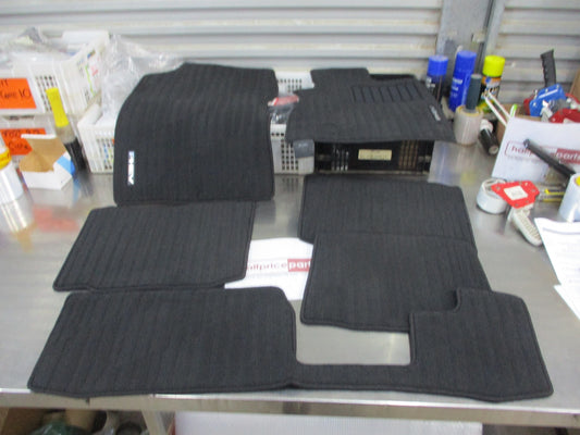 Mitsubishi Outlander Plug-In Hybird EV Genuine Carpet Mat Set Black New Part