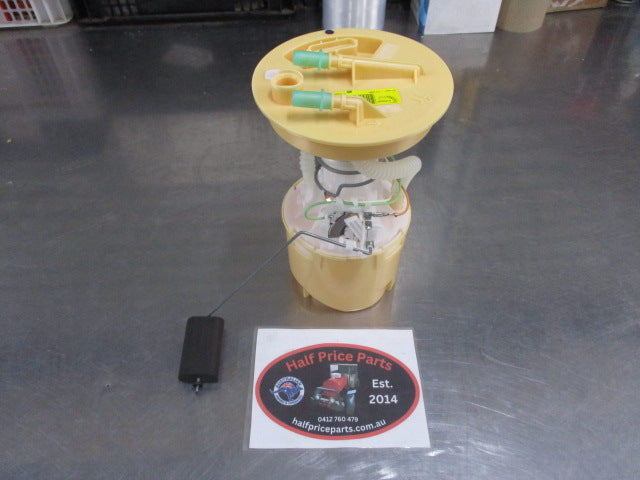 Ford Focus II Genuine In Tank Fuel Pump Sender Unit New Part