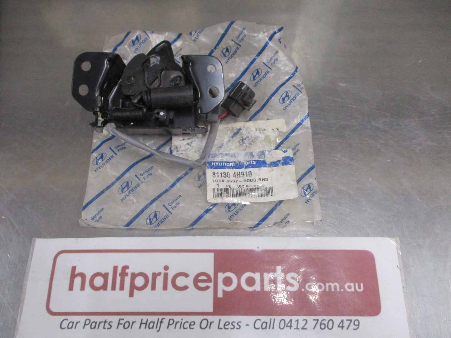 Hyundai ILoad H1 Genuine Right Hand Hood Lock Assy New Part