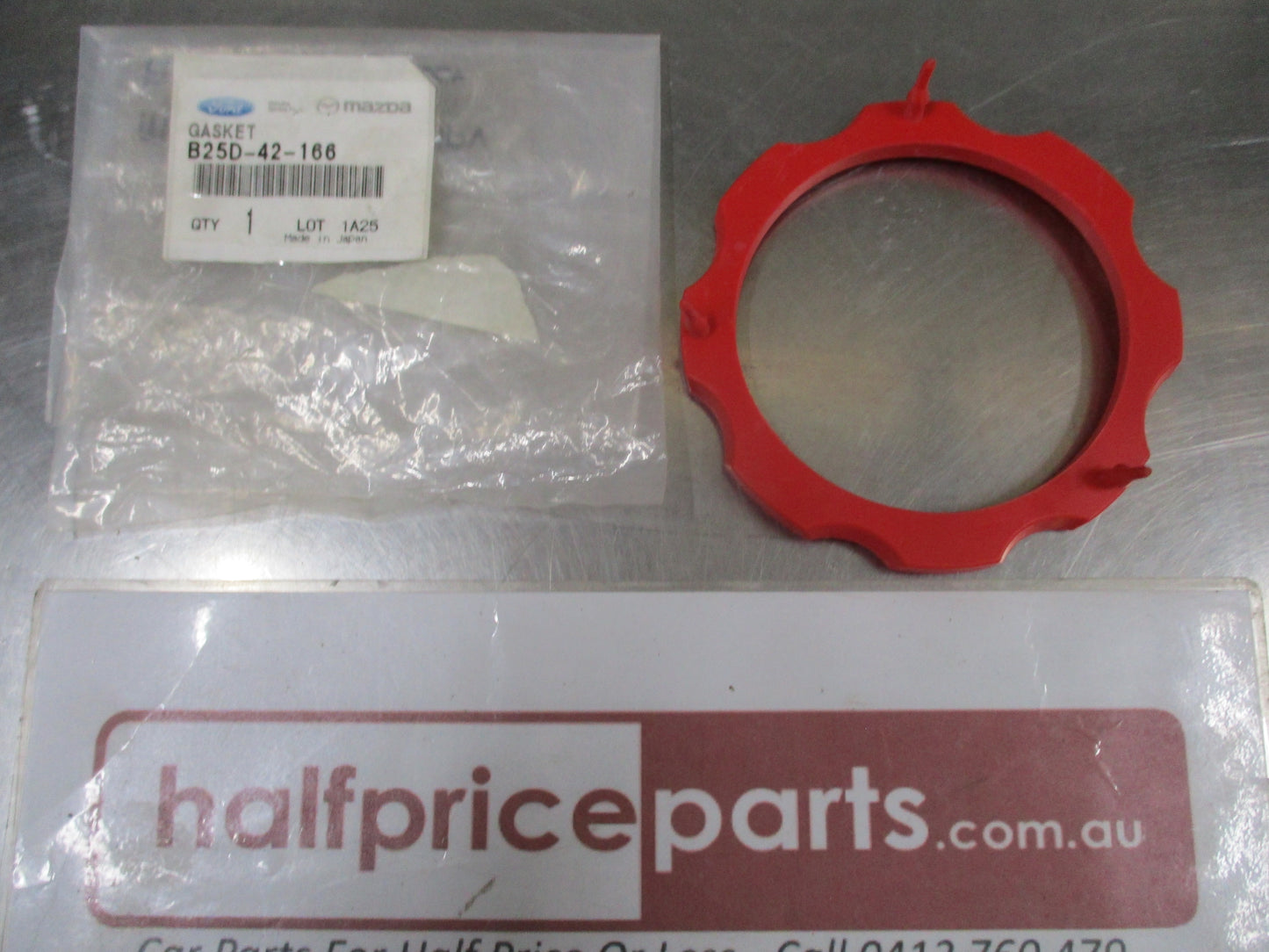 Mazda Protege/MPV Genuine Fuel Pump Assembly Gasket New Part