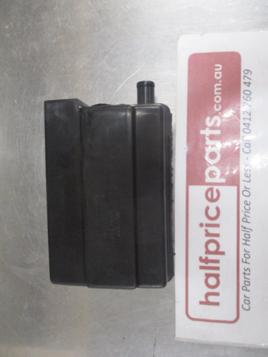 Hyundai Santa Fe Genuine Petrol Fuel Tank Vapor Air Filter New Part