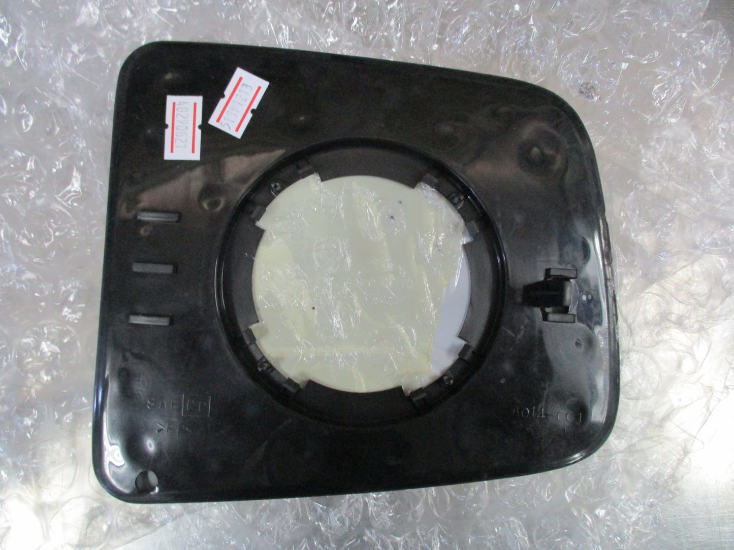 Mazda B2500 Genuine Passenger Side Mirror Glass New