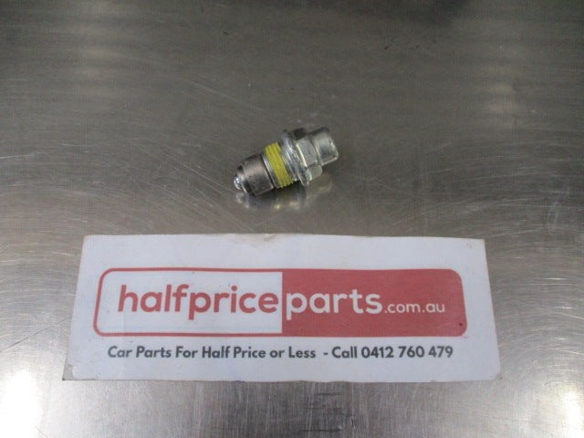 Ford Focus/Fiesta Genuine Transmission Interlock Spring Retainer - New Part