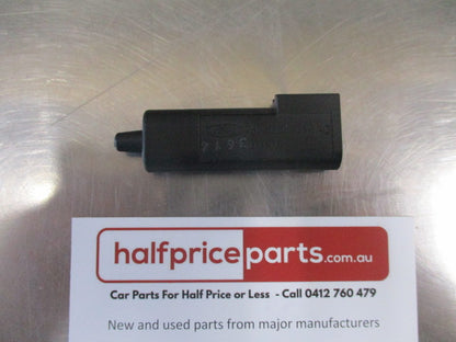 Ford Fiesta/Mondeo/C-Max/Focus/Transit Genuine Temperature Sensor Assy New Part