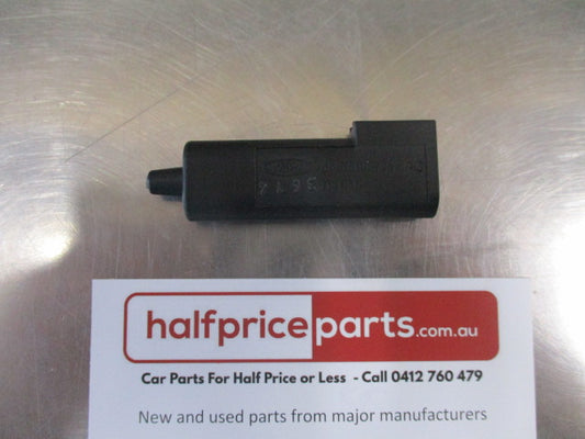 Ford Fiesta/Mondeo/C-Max/Focus/Transit Genuine Temperature Sensor Assy New Part