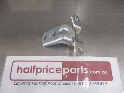 Hyundai Accent Genuine Drivers Front Right Upper Door Hinge New Part