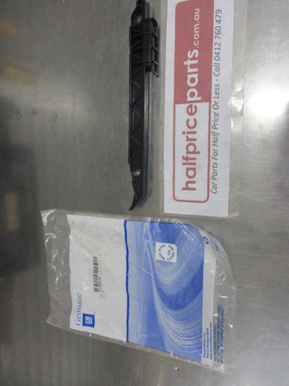 Holden Vectra/Astra/Astra-J Genuine Timing Chain Guide New Part