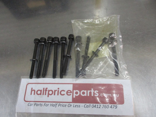 Holden Astra-BL Sedan Genuine Set Of 10 Head Bolts New Part