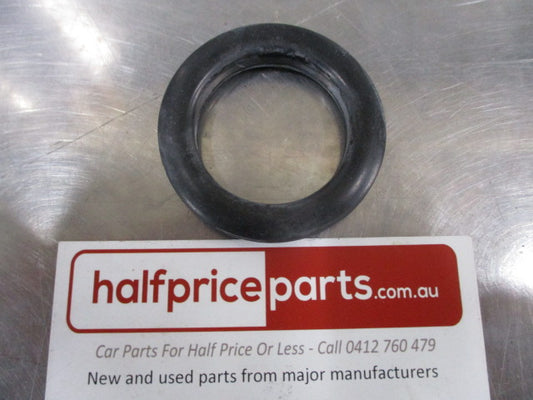 Mazda B2500/BT-50 Genuine Parking Brake Cable Grommet New Part