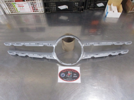 Mercedes Benz C-Class W205 AMG Genuine Front Grille Assembly (Factory Silver) New Part