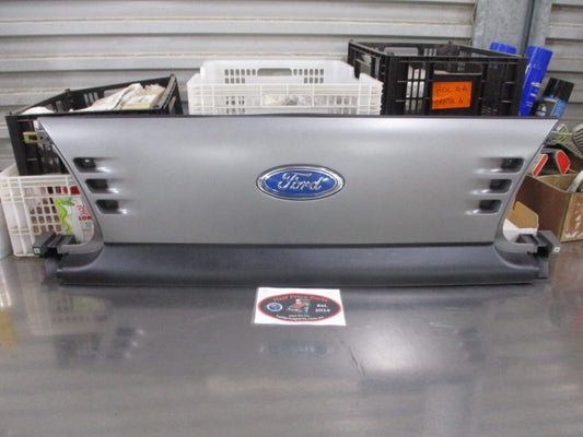 Ford Econovan Genuine Front Center Grille With Emblem (Silver/Black) New Part