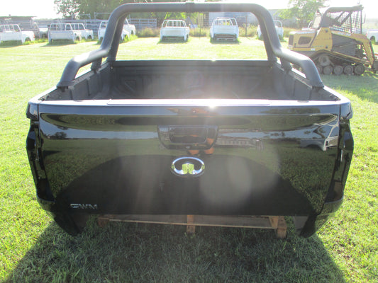 Great Wall Canon Dual Cab Genuine (Black) Tub (No Tail Lights) With Sports Bars 1 Small Mark Used Part