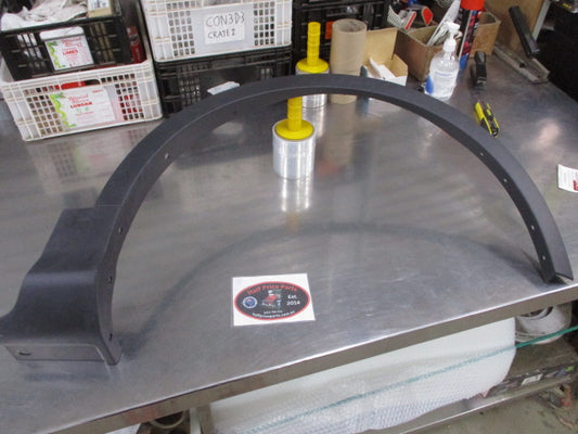 Ford Kuga TF/Escape ZG Genuine Right Hand Front Wheel Arch Flare New Part