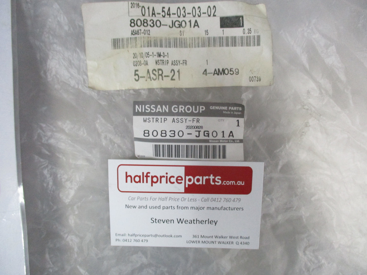 Nissan X-Trail Genuine Front Drivers Door Rubber Weather Strip New