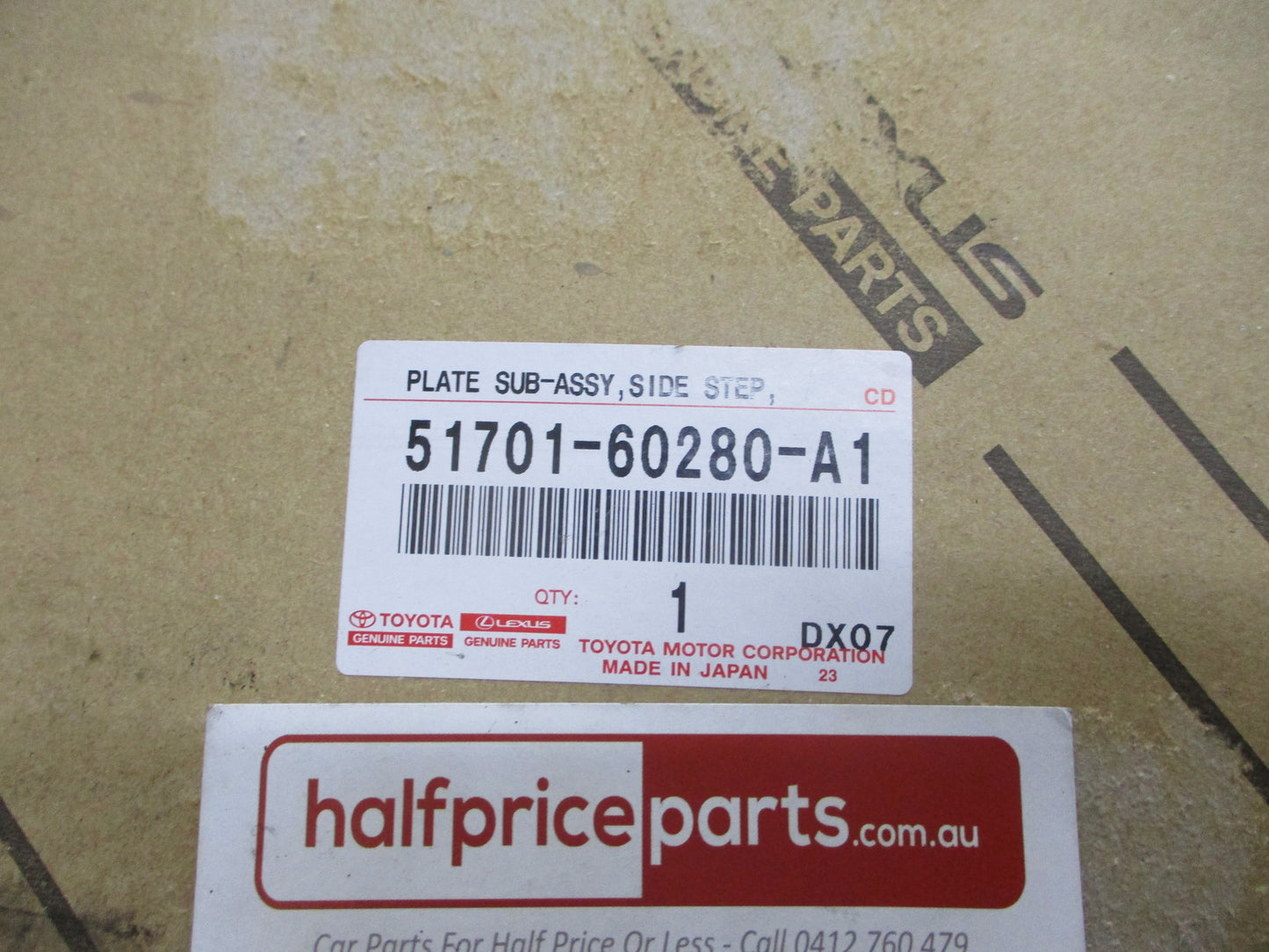 Toyota Landcruiser 300 Series Genuine Right Hand Side Step Sub Assembly (Super White Pearl) New Part