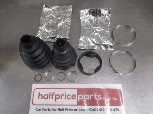 Ford Fiesta Genuine Front Inner And Outer Boot Kit New Part
