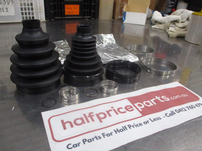 Ford Fiesta Genuine Front Inner And Outer Boot Kit New Part