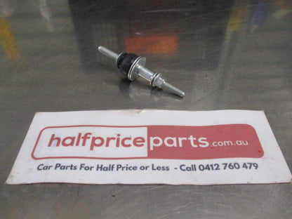 Ford Escape 3.0L Genuine Valve Cover Stud/ Grommet - New Part