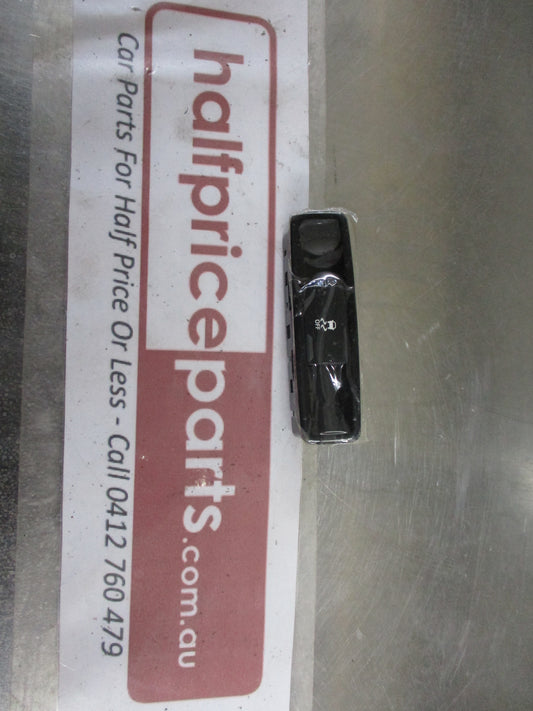 Holden VE Commodore Genuine Tactician Control Switch New Part.