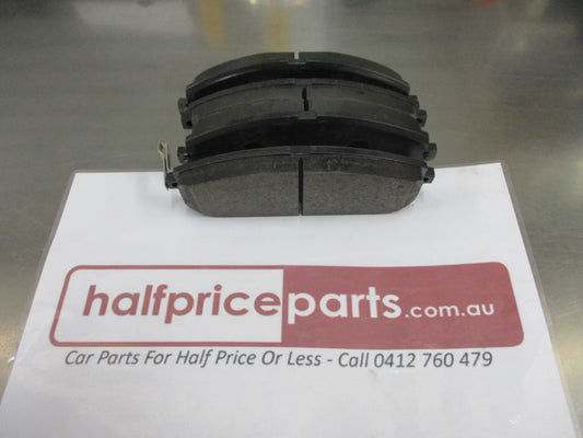 Nissan Y61 Patrol Genuine Front Brake Pad Set New Part