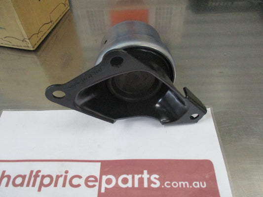 Volkswagen Transporter Genuine Top Right Engine Mount New Part