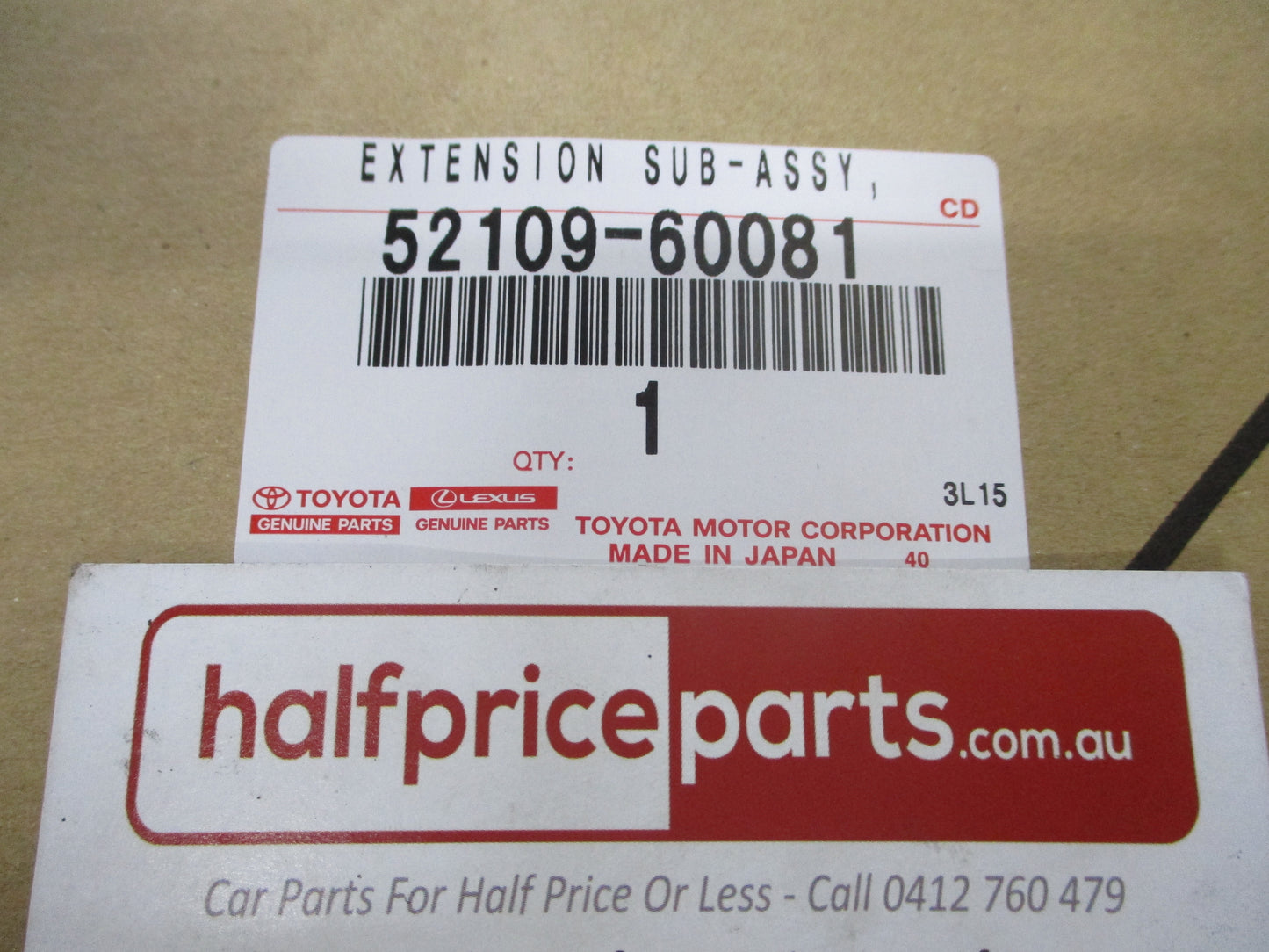 Toyota Landcruiser 300 Series Genuine Left Hand Rear Bumper Reflector Chrome Trim New Part