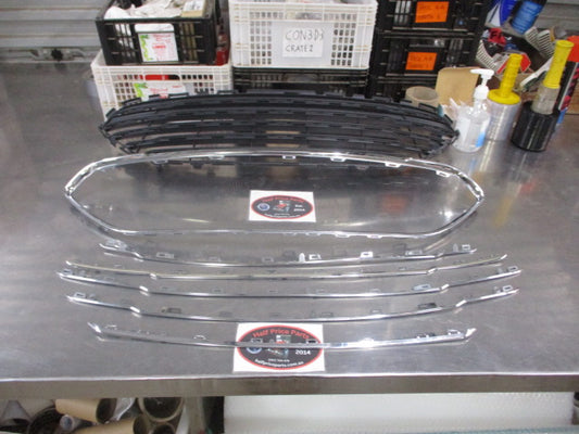 Ford Fiesta Ecoboost Genuine Chrome Upper Grille And Trim New Part