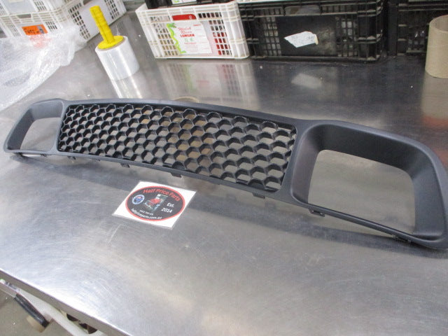 Jeep Grand Cherokee Genuine Front Lower Grille Black New Part