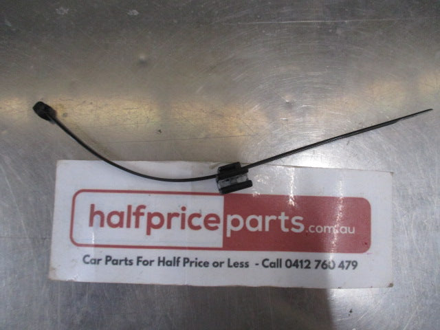 Ford Various Models Genuine Wiring Clamp Clips - New Part