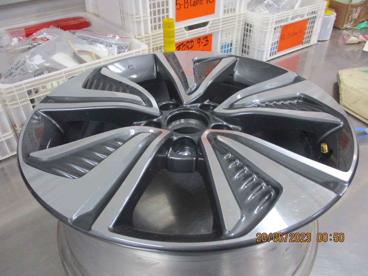 Honda Civic Genuine Alloy Wheel 17x7J New Part