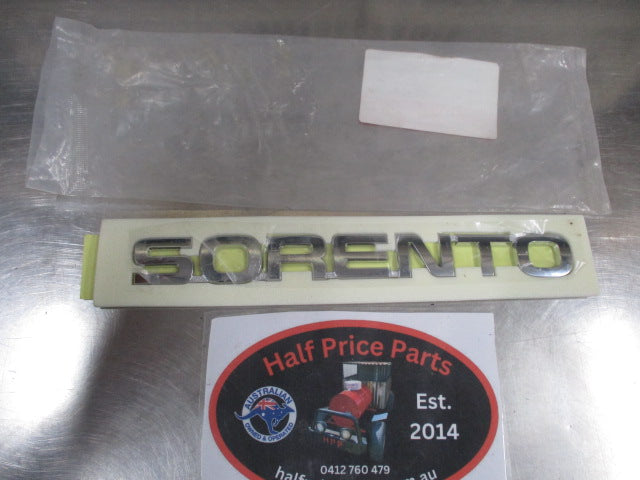 Kia Sorento Genuine Tailgate Emblem New Part