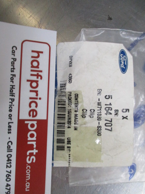 Ford Genuine Replacement Bonnet Insulation Clips X5 - New Part