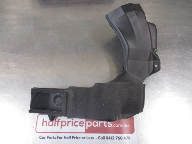Mitsubishi Pajero Wagon Genuine Rear Right Hand Heater Duct Pipe New Part