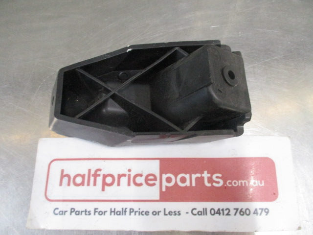 Ford Focus 3 Genuine Rear Bumper Mounting Bracket - New Part