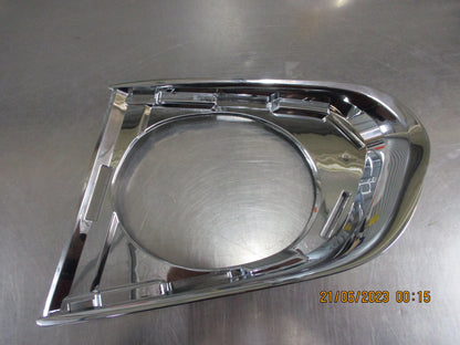 Holden Trax Genuine Left Hand Front Chrome Fog Light Bezel New Part