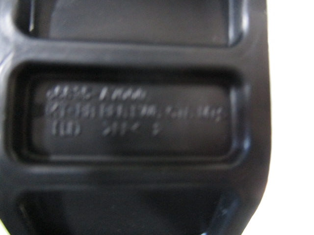 Kia Cerato Genuine Center Lower Beam Bracket New Part